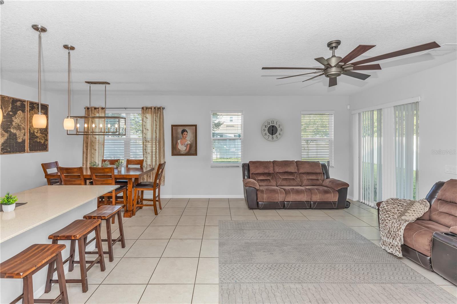 3301 Bethpage Loop Property Photo 4