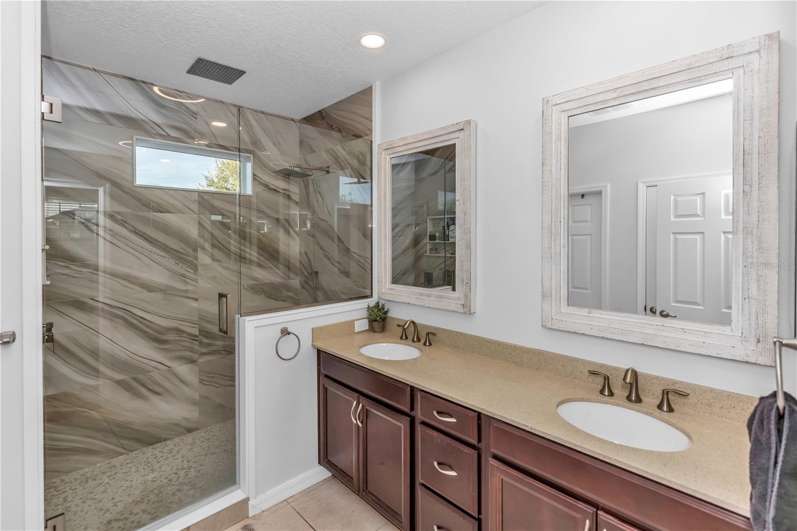 3301 Bethpage Loop Property Photo 26