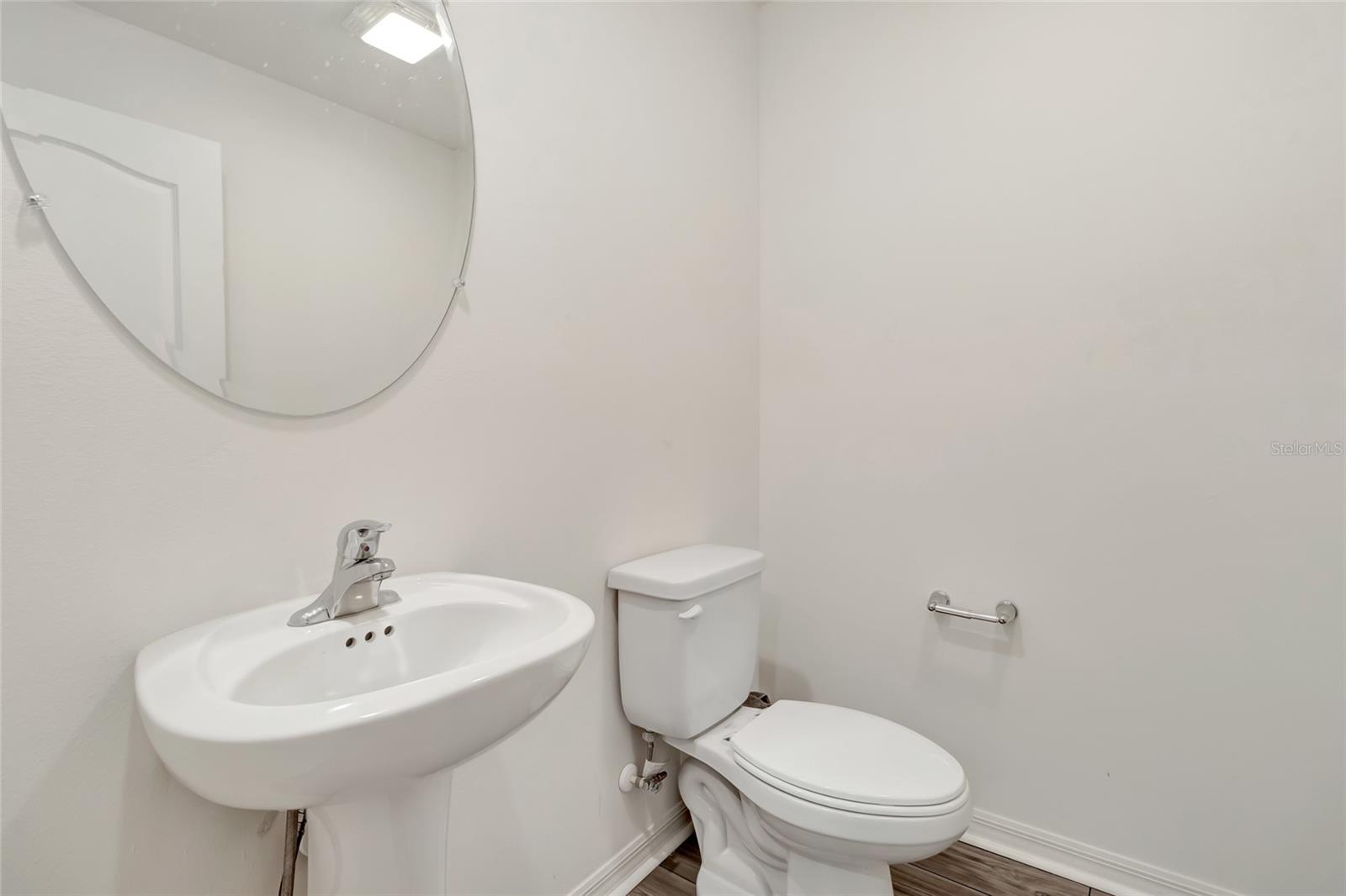 1691 Wynford Cir Property Photo 9