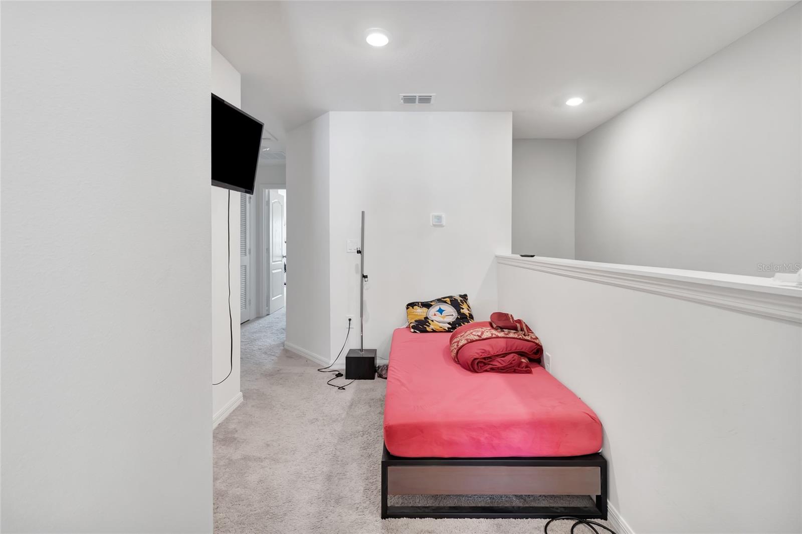 1691 Wynford Cir Property Photo 17