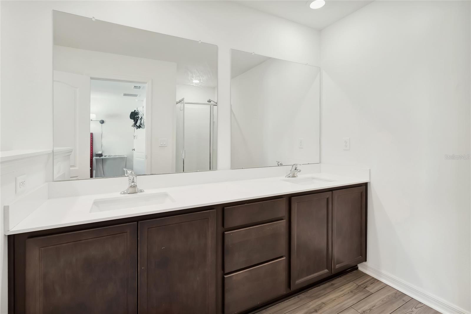 1691 Wynford Cir Property Photo 21