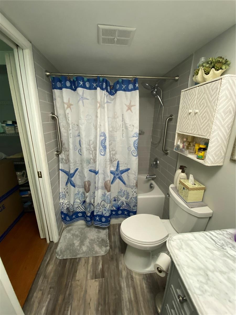 1609 Whitebridge Dr #c Property Photo 14