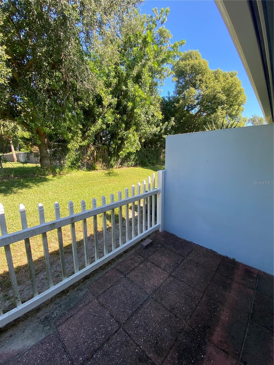 1609 Whitebridge Dr #c Property Photo 22