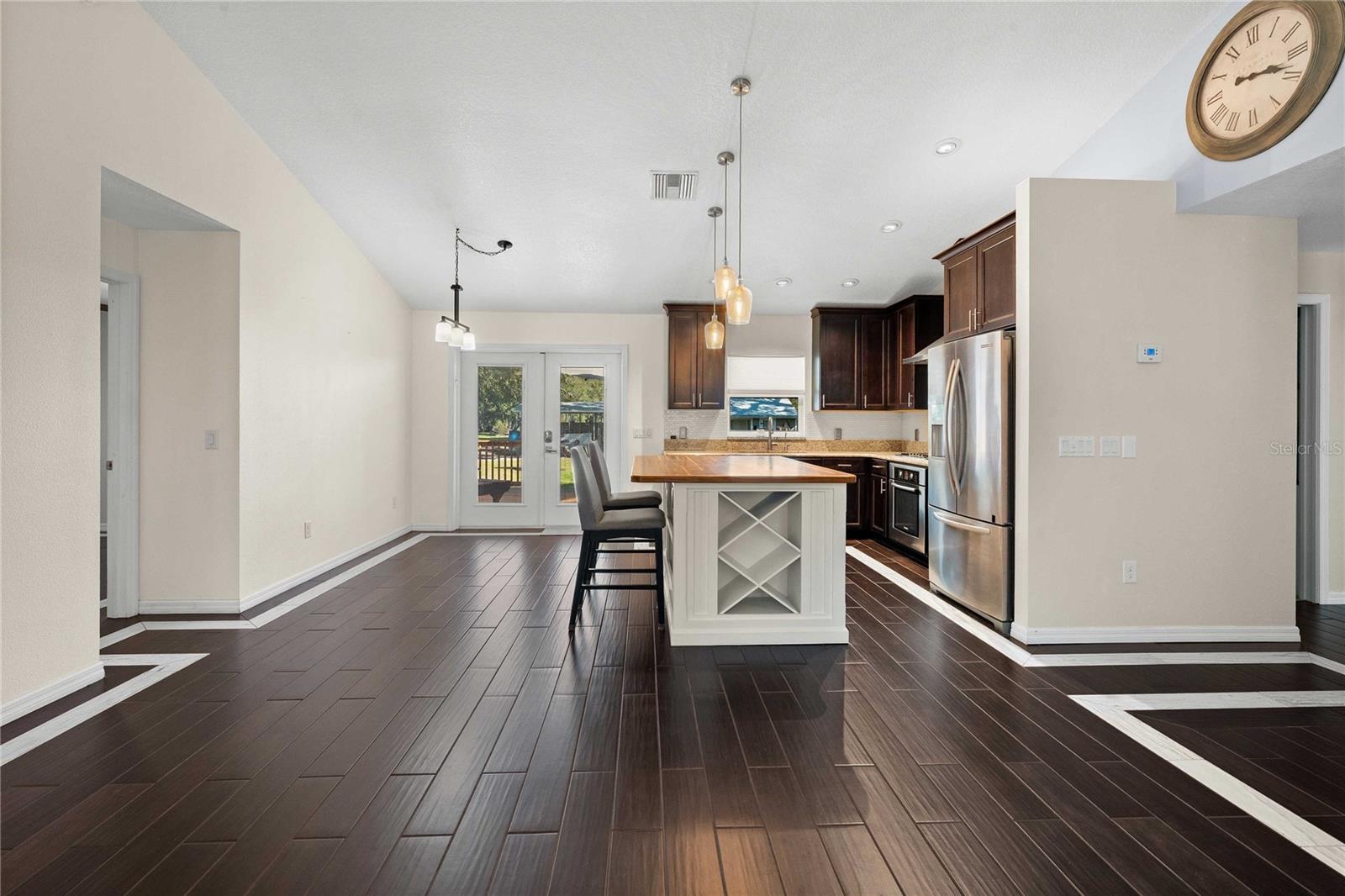 7037 Cr 625 Property Photo 16