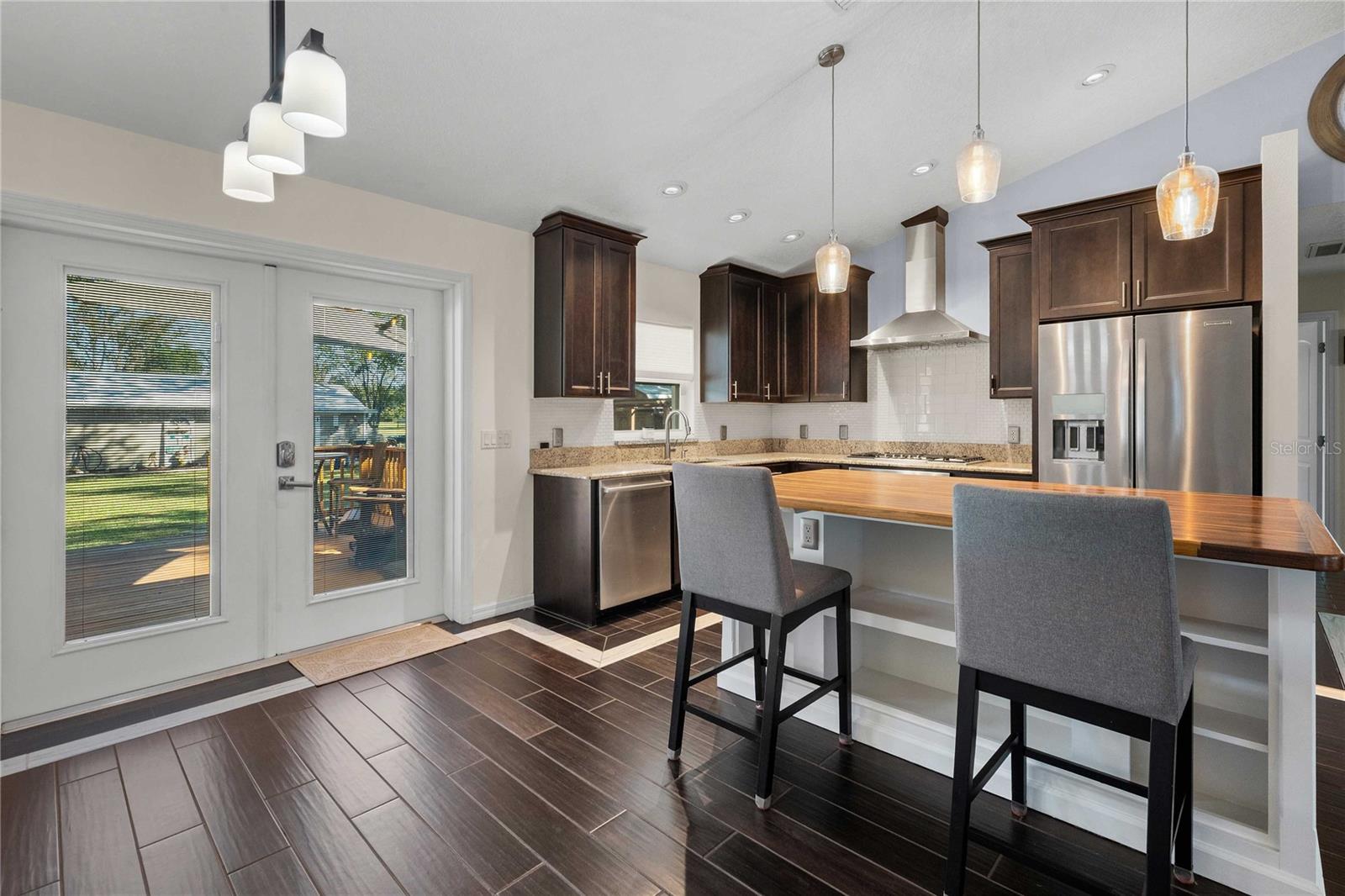 7037 Cr 625 Property Photo 22