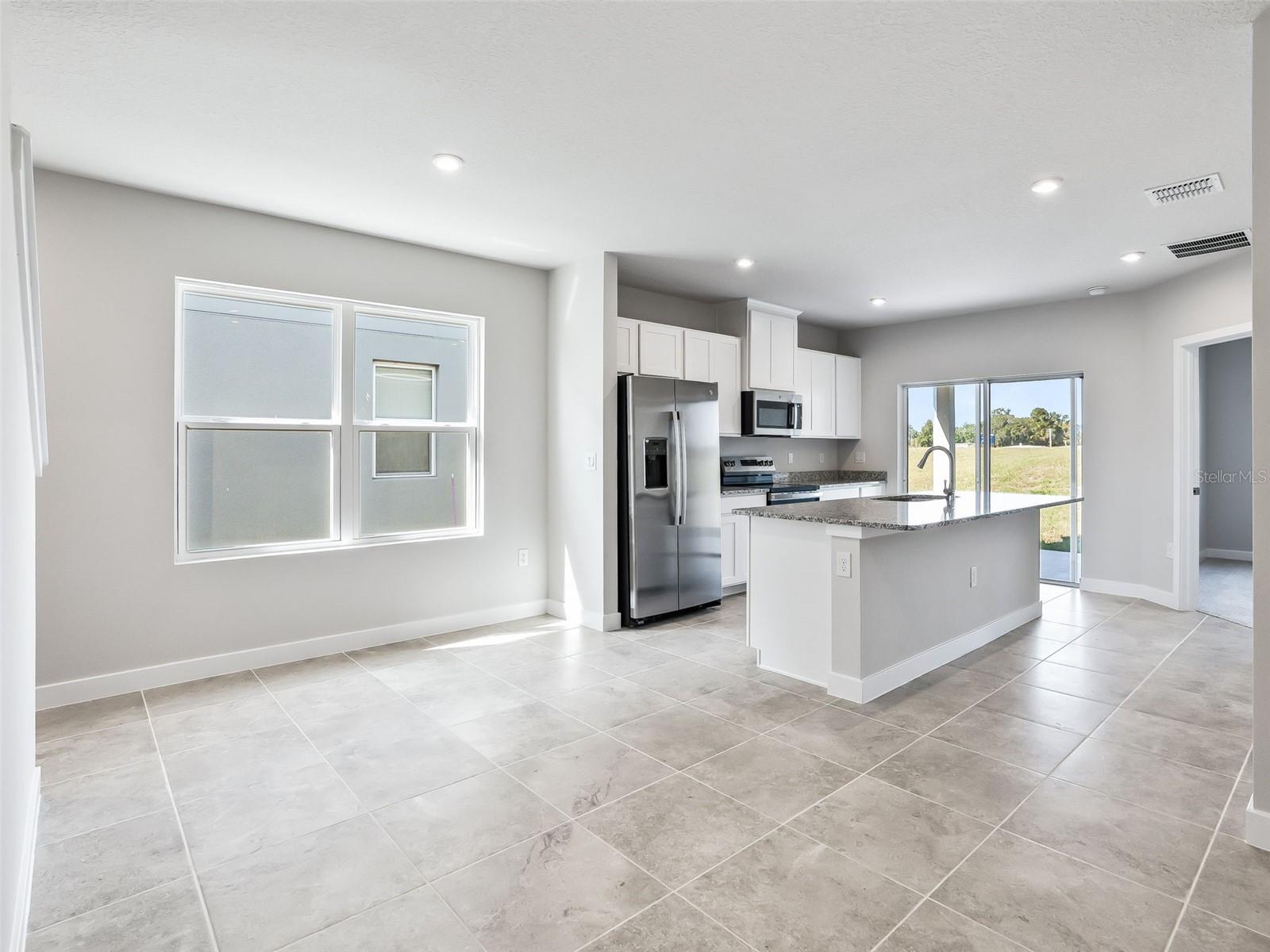 1205 Port Blue Way Property Photo 16
