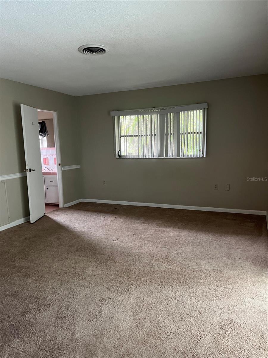 812 Northside Dr Property Photo 7