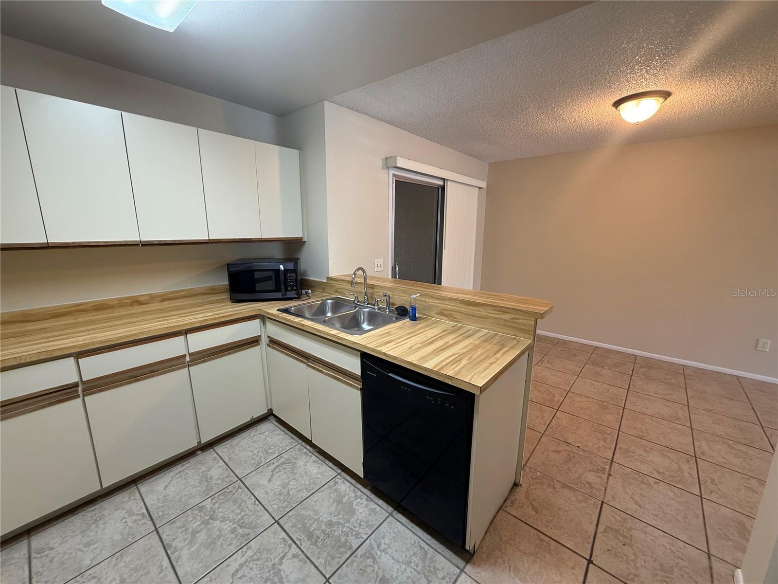 1286 Winter Green Way Property Photo 15