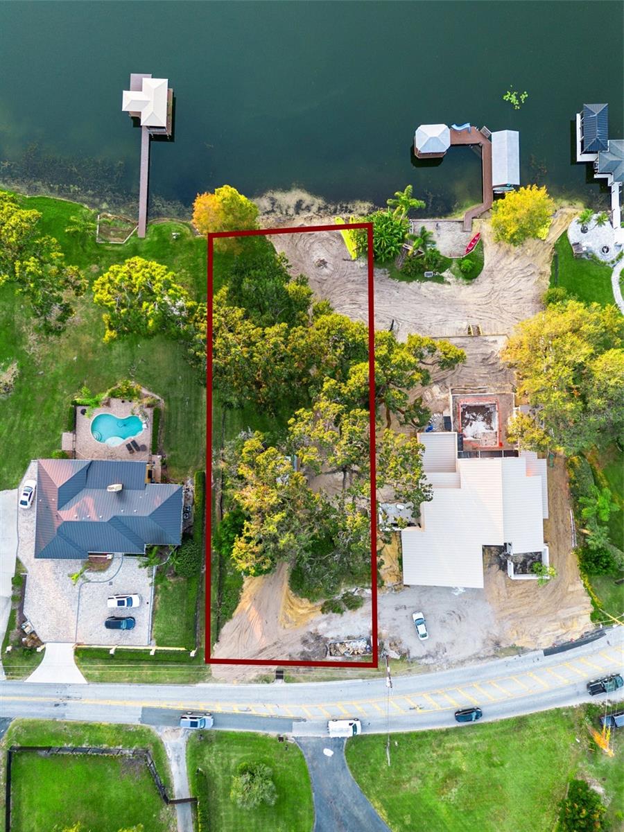 E Crooked Lake Dr Property Photo 6