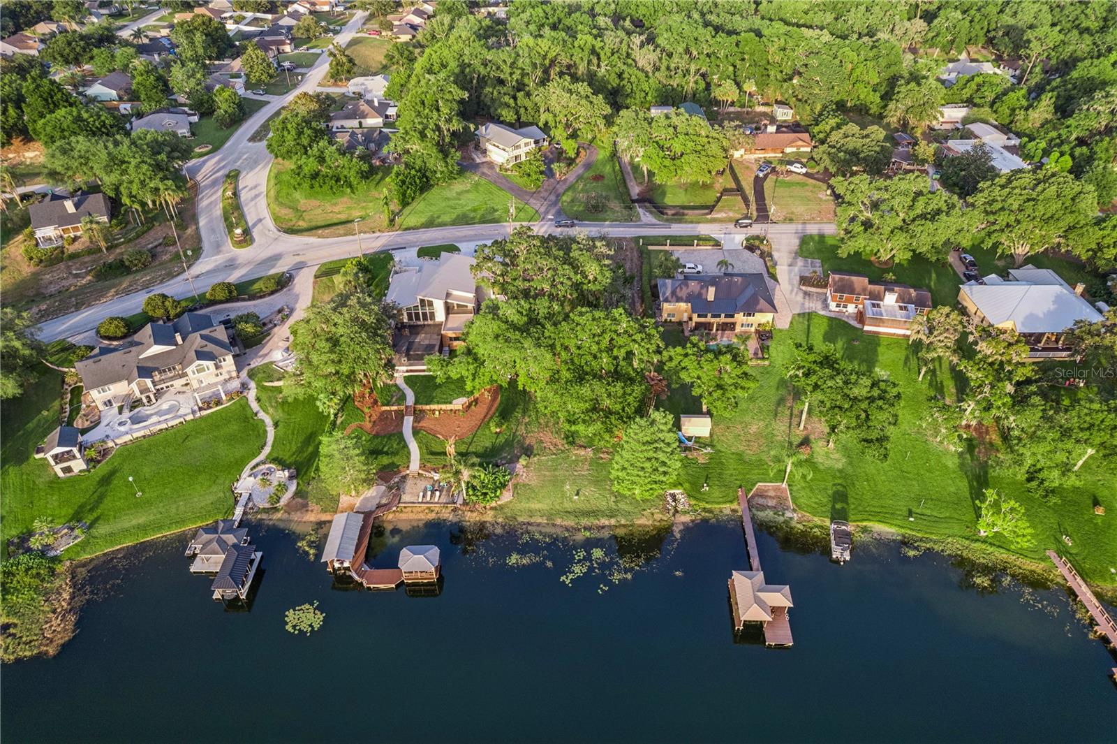 E Crooked Lake Dr Property Photo 11
