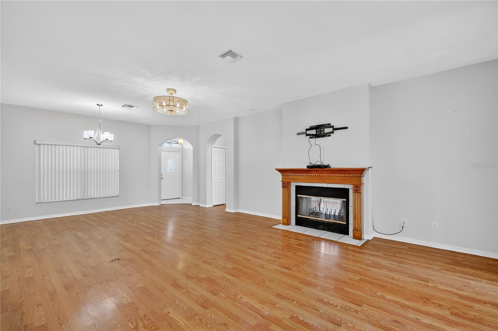 5133 Links Ln Property Photo 7