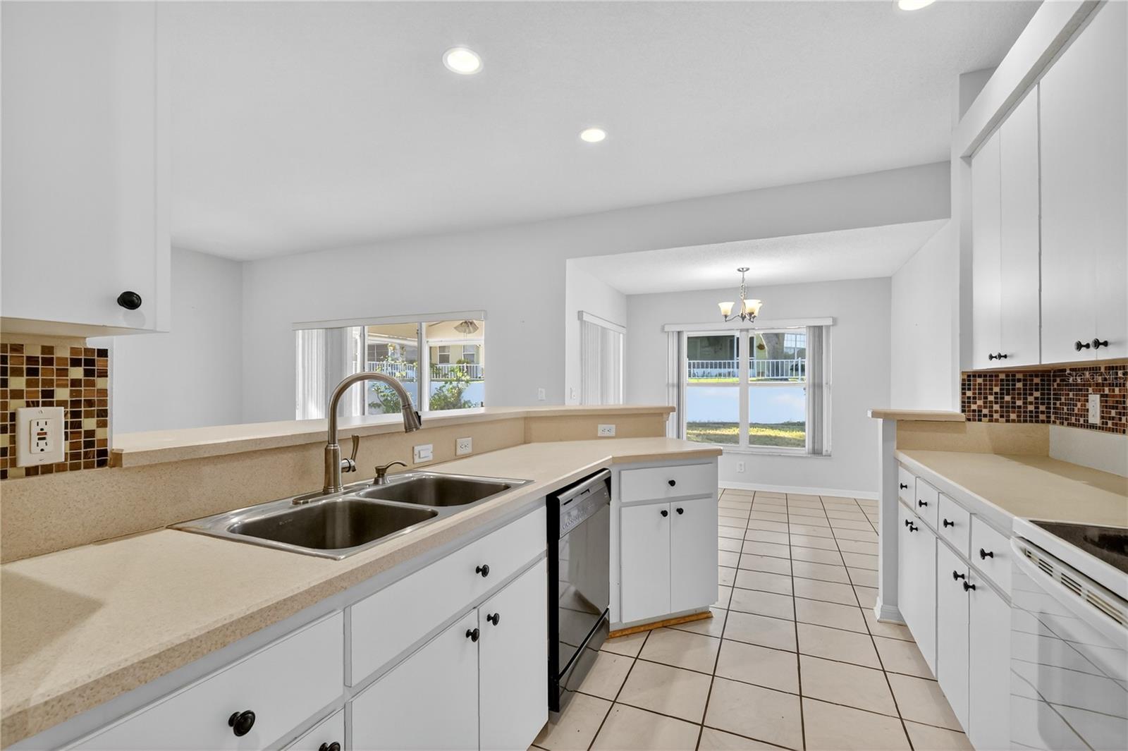 5133 Links Ln Property Photo 11