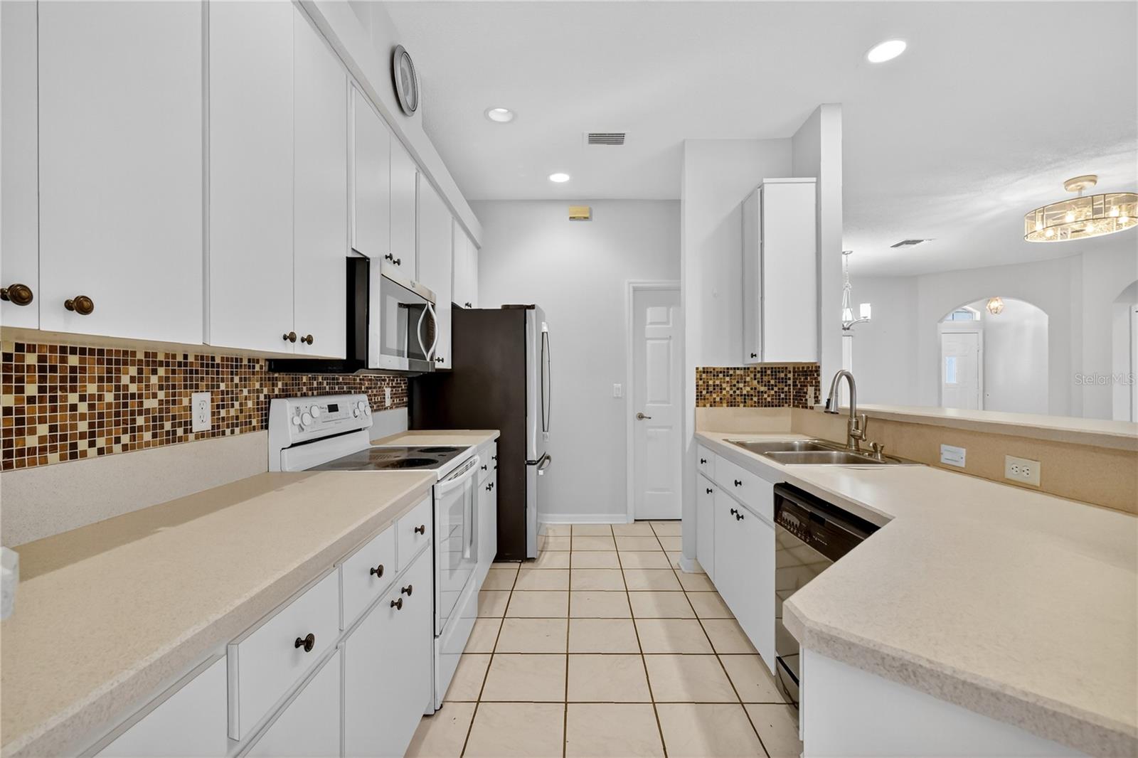 5133 Links Ln Property Photo 13