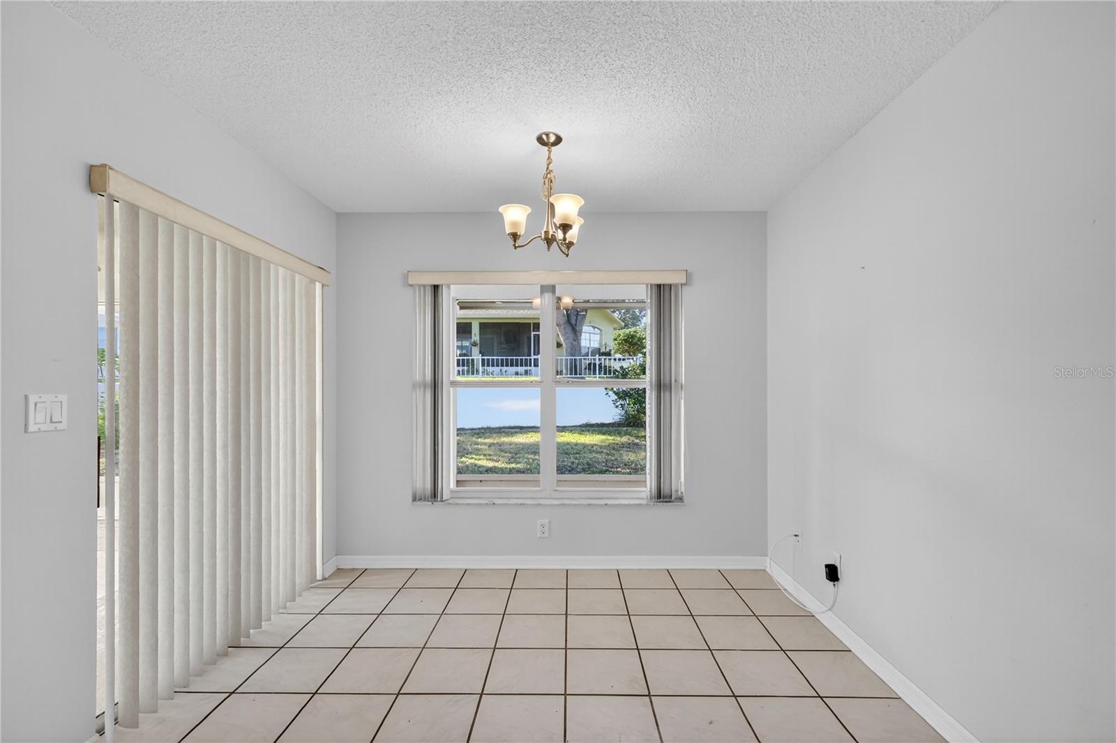 5133 Links Ln Property Photo 15