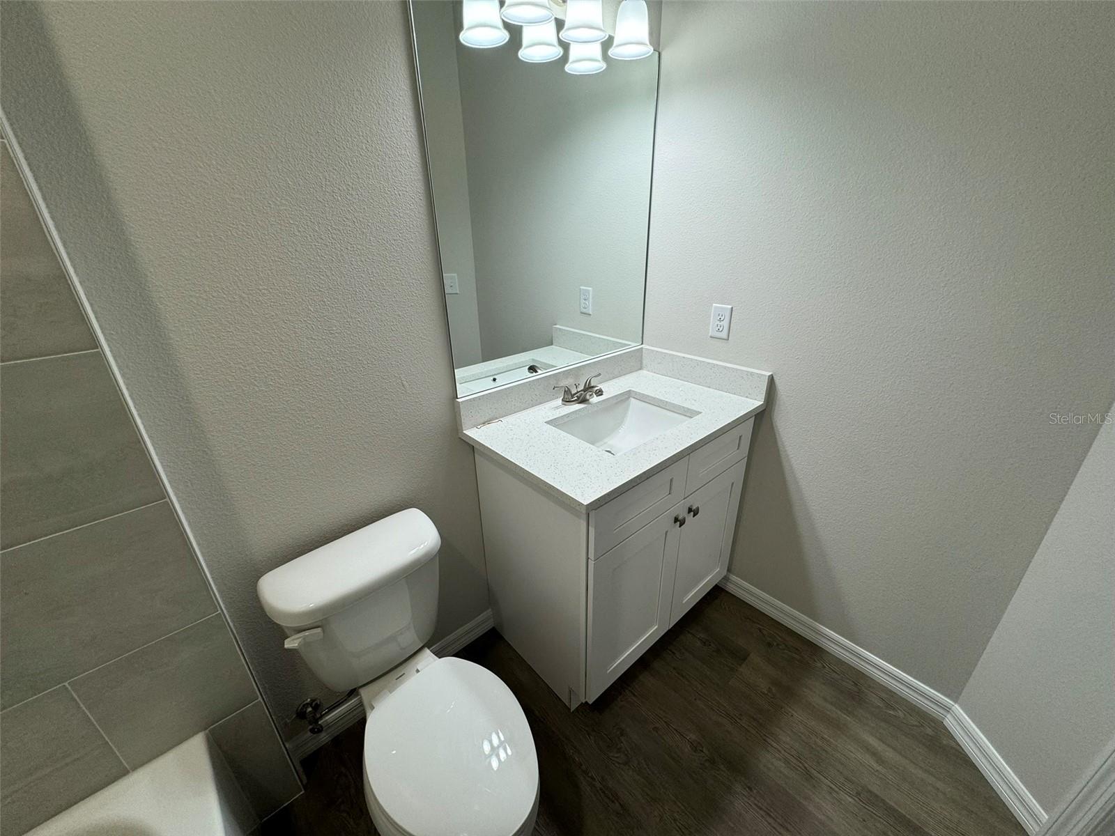 1013 Foote St Property Photo 7