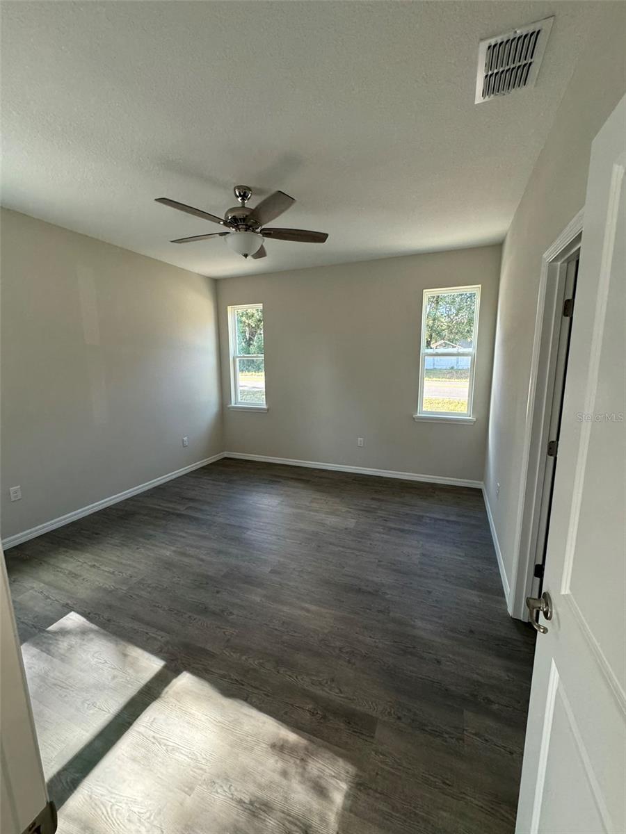1013 Foote St Property Photo 10