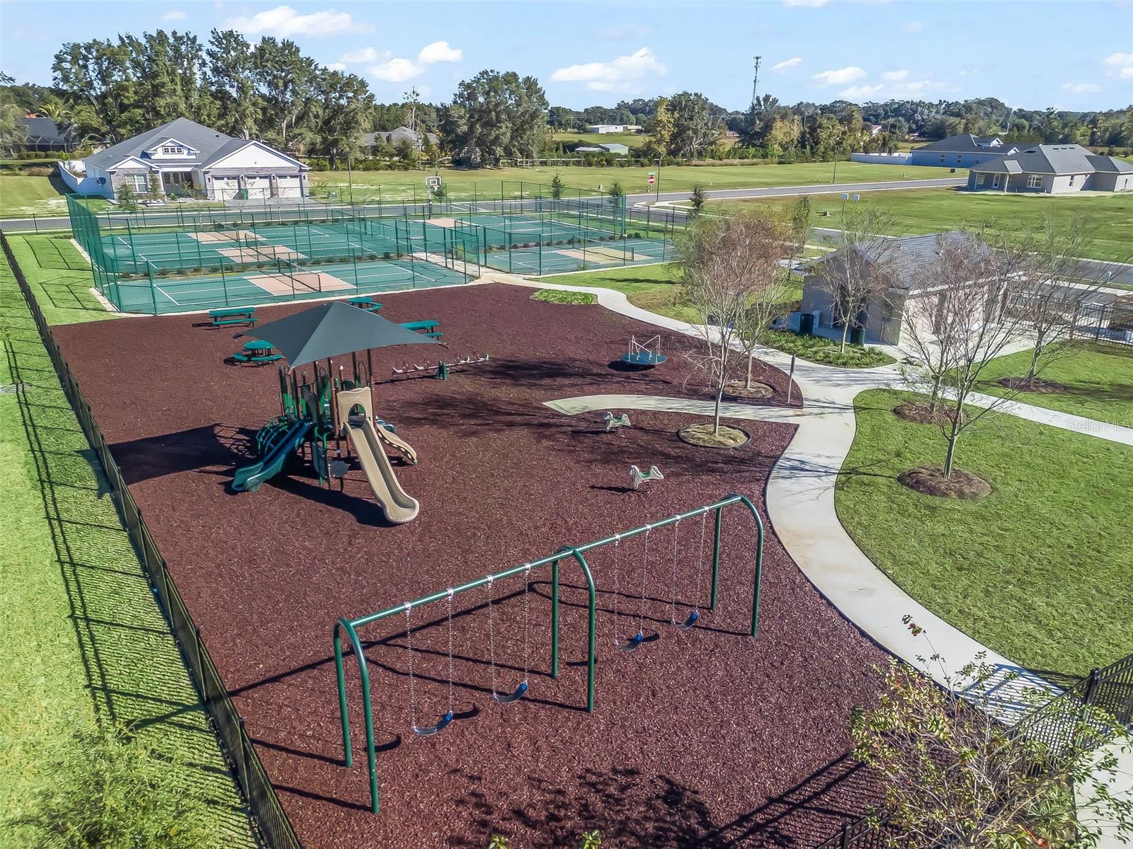Ne 125th Loop, Phase 2 Property Photo 11