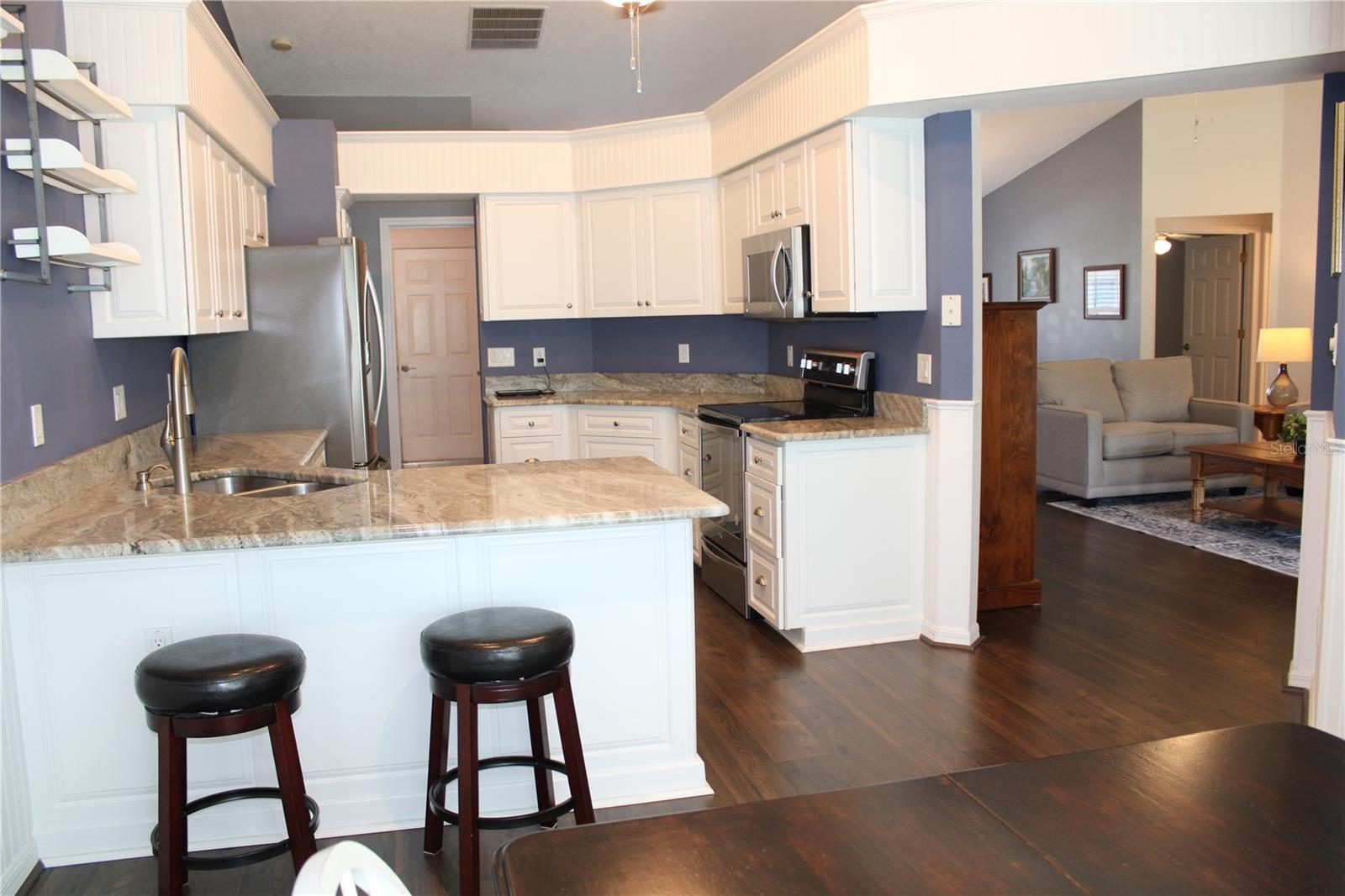 4704 River Ridge Dr Property Photo 8
