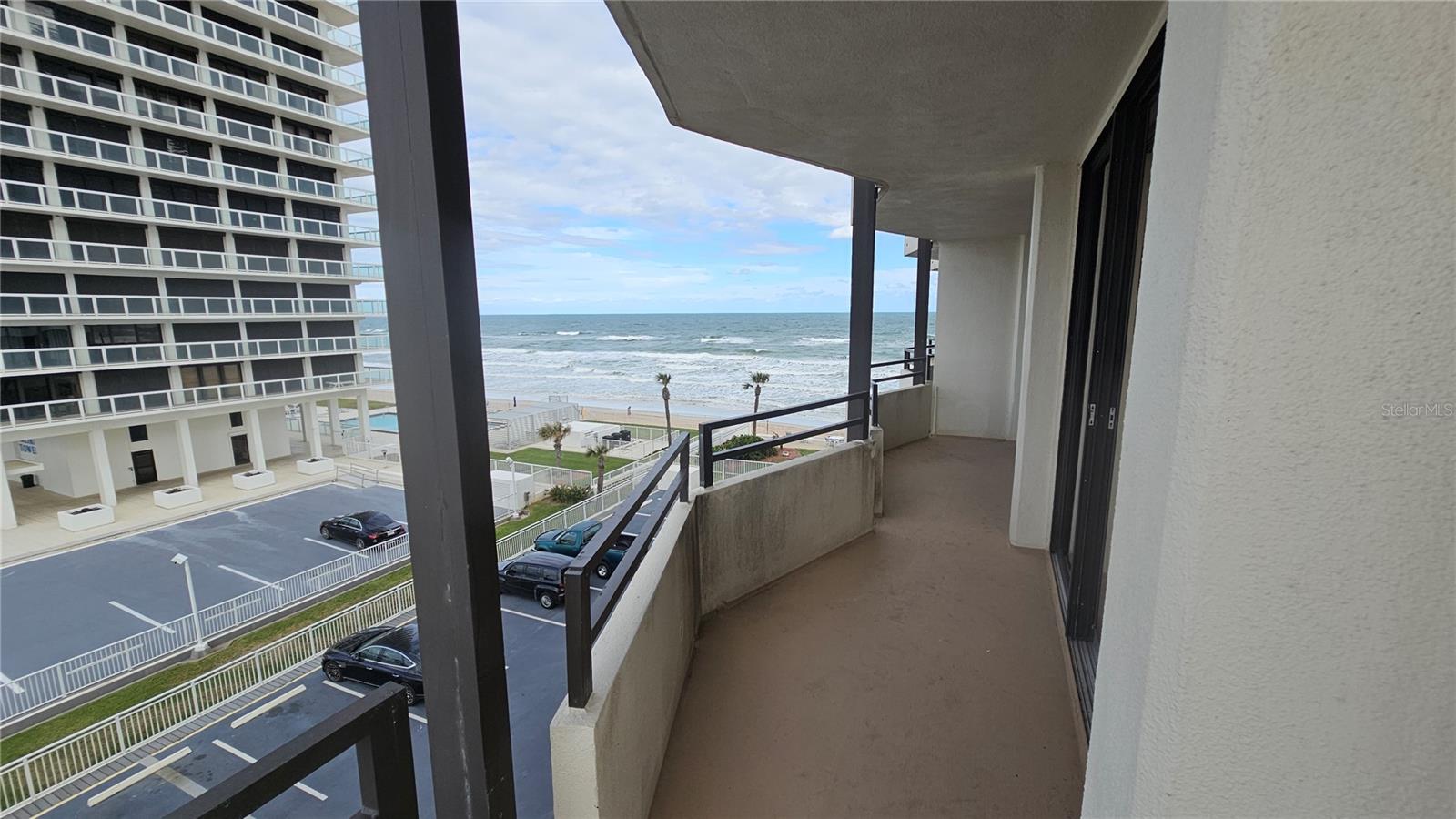 2900 N Atlantic Ave #305 Property Photo 4
