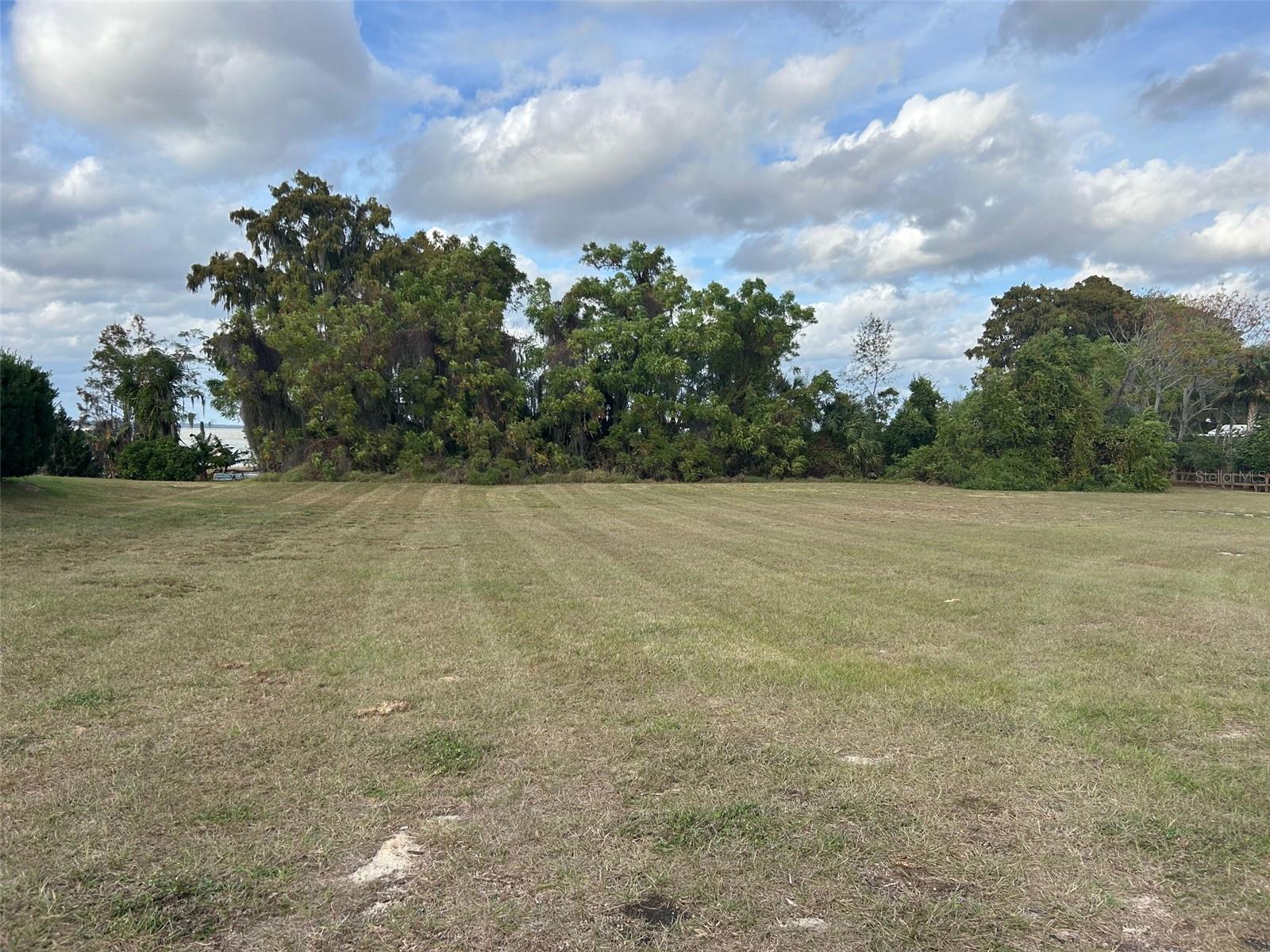 Waterview Dr Property Photo 5