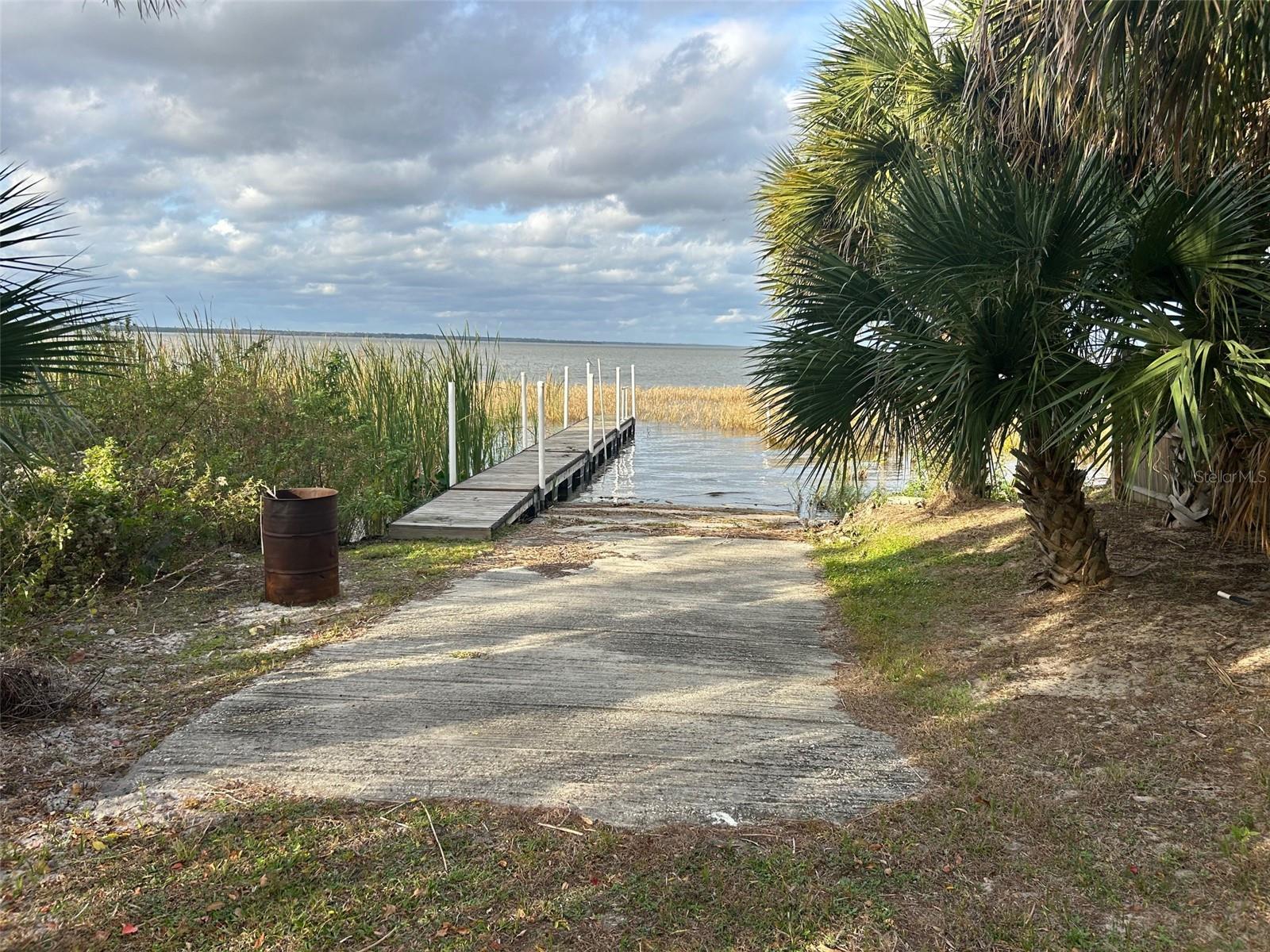 Waterview Dr Property Photo 10