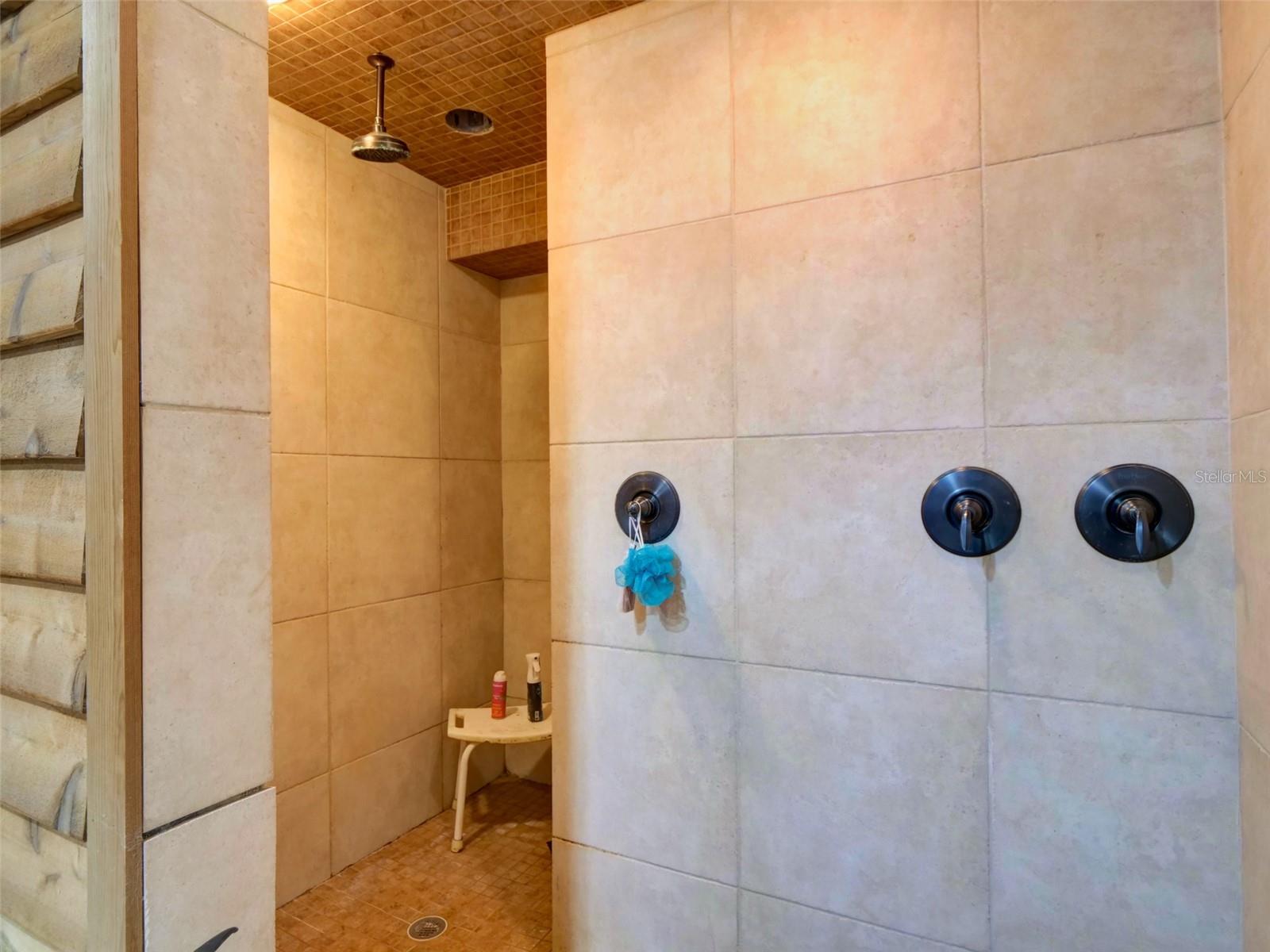 1765 E Cr 462 Property Photo 13