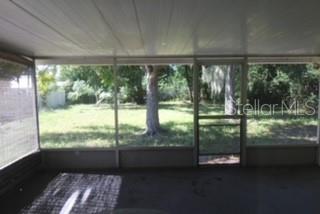 905 Marion Dr Property Photo 4