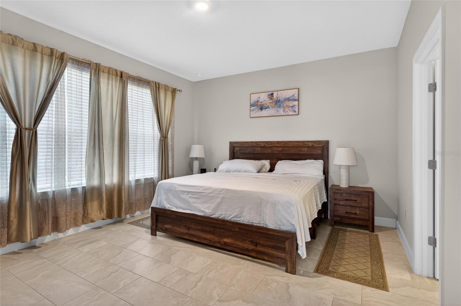 1192 Via Galuppi St Property Photo 4