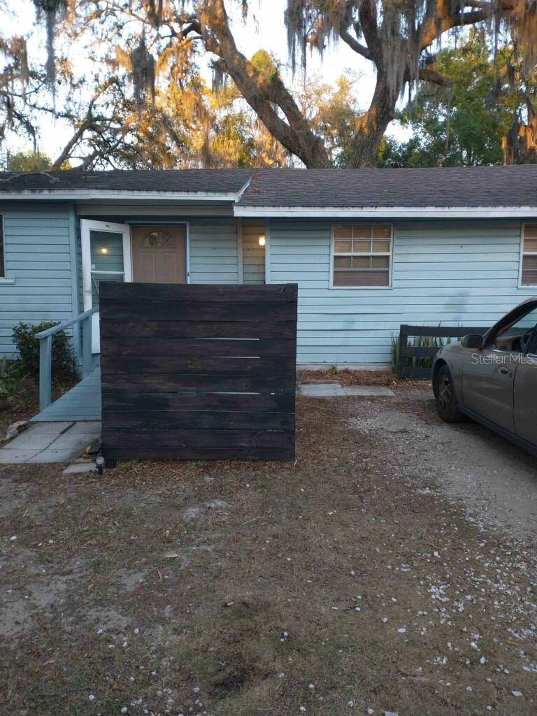1611 Indian Trl Property Photo 2