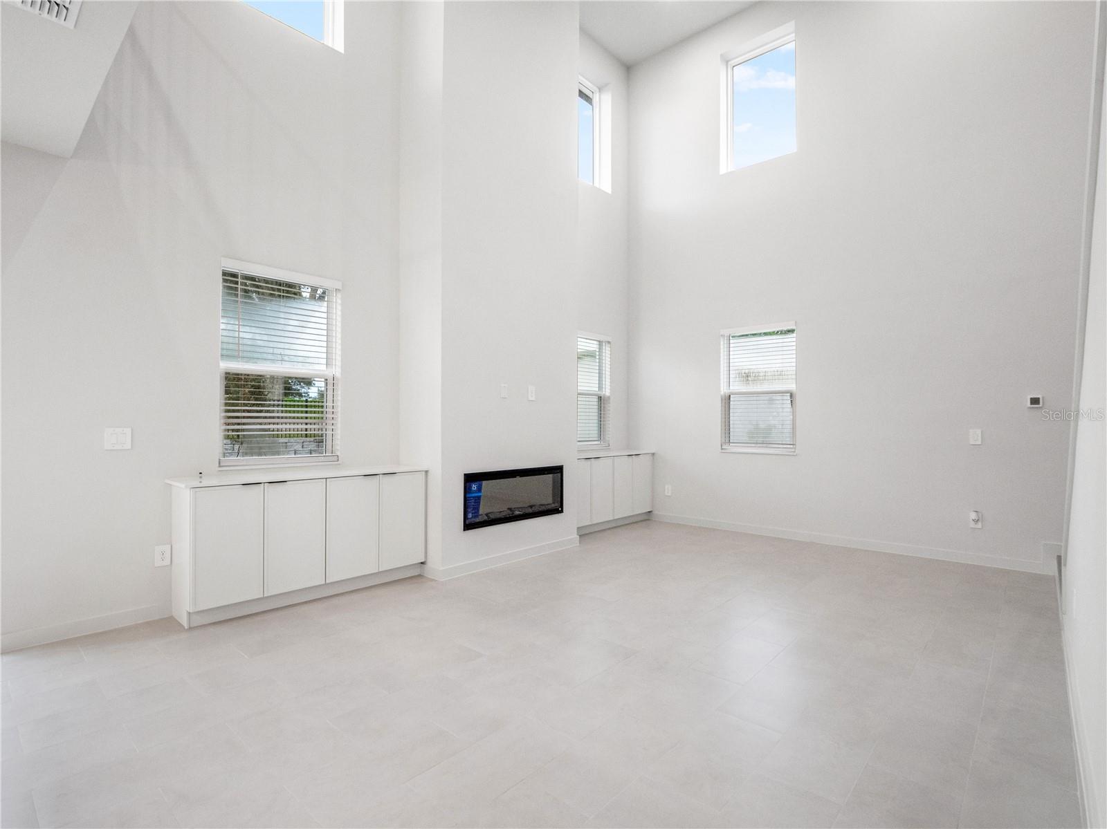 423 Skyfield Ct Property Photo 18
