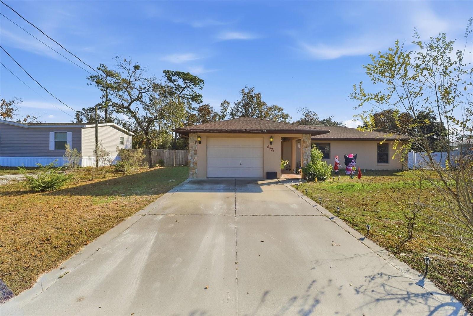 5331 S Heloise Ter Property Photo 6