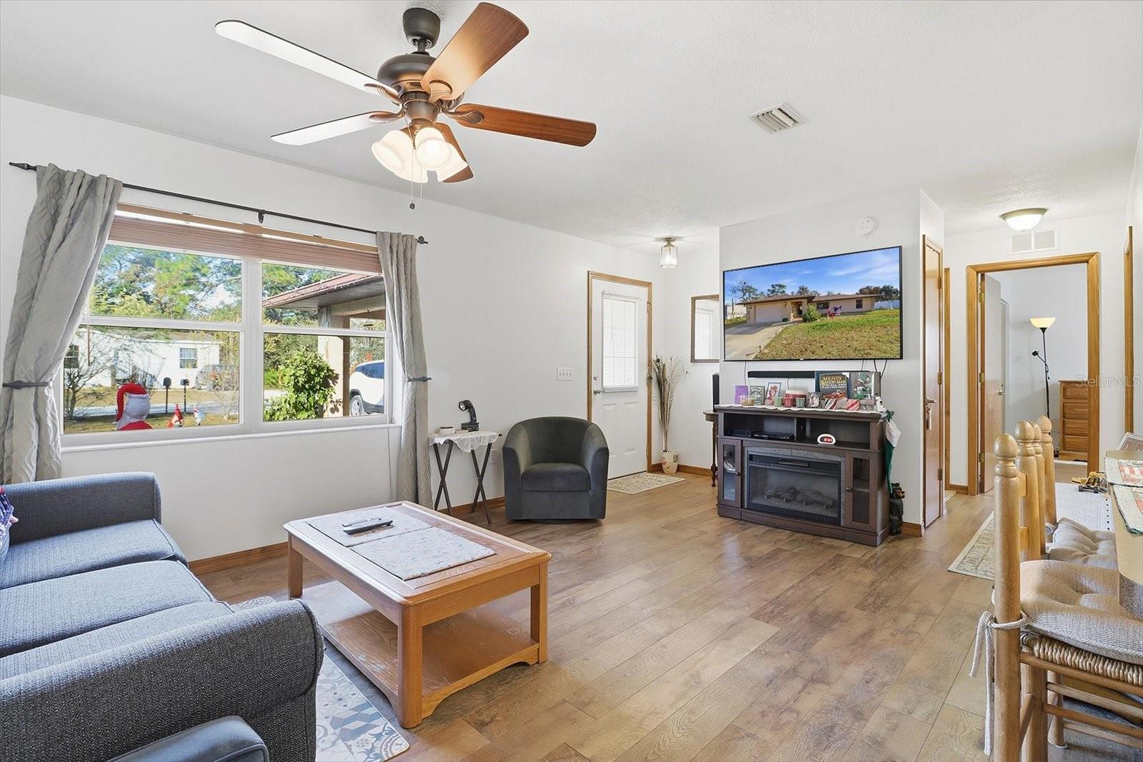 5331 S Heloise Ter Property Photo 14