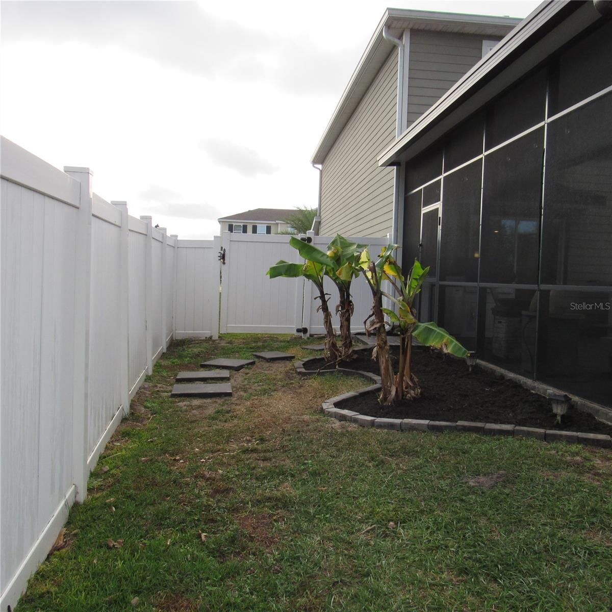 5686 Alenlon Way Property Photo 49