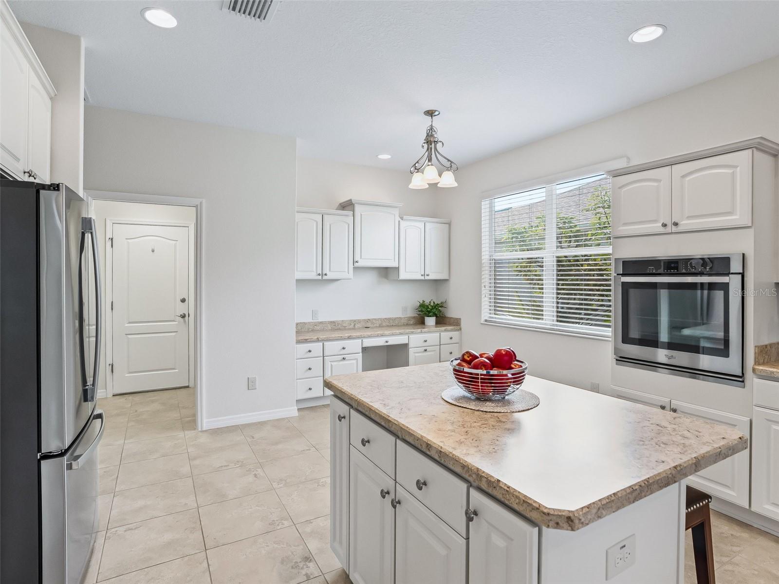 3229 Killington Loop Property Photo 6