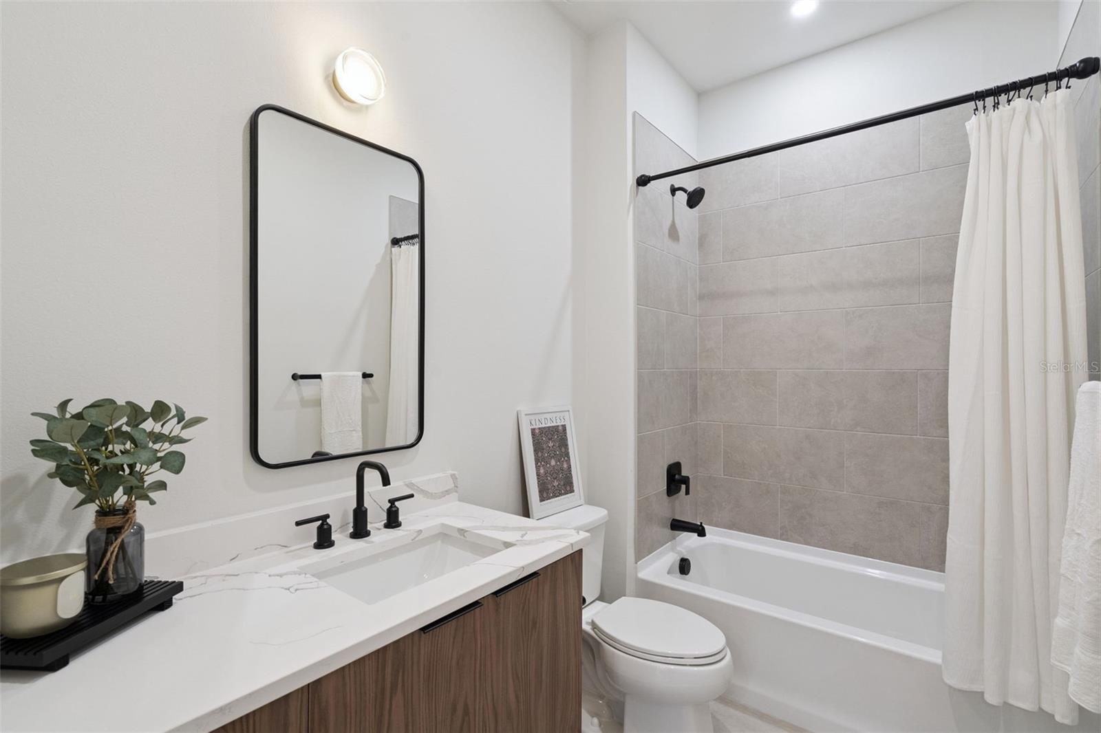 455 Skyfield Ct Property Photo 21