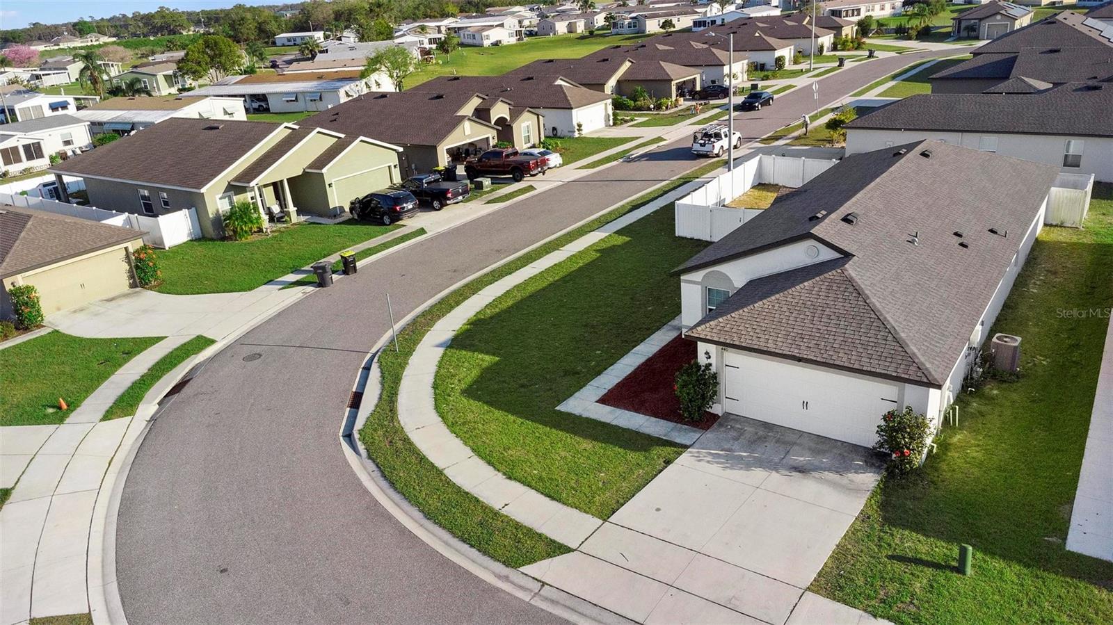 440 KENSINGTON VIEW DR