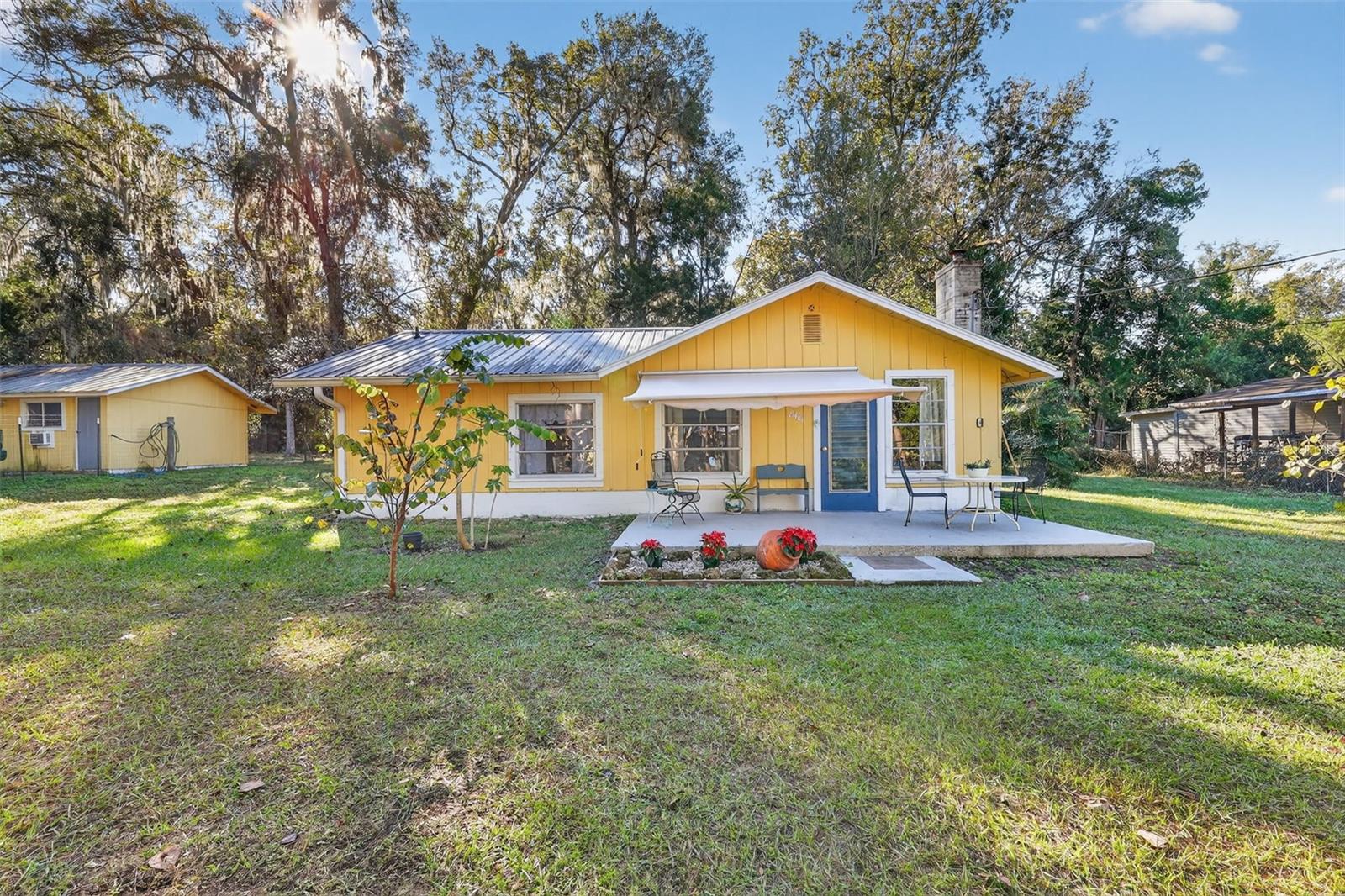 8481 Cr 636 Property Photo 1
