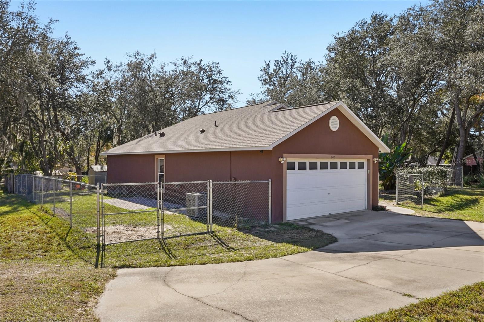 4542 Lemon St Property Photo 3