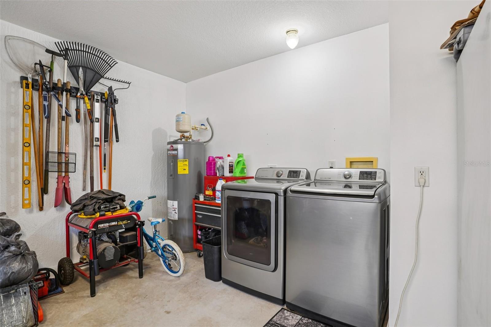 4542 Lemon St Property Photo 28
