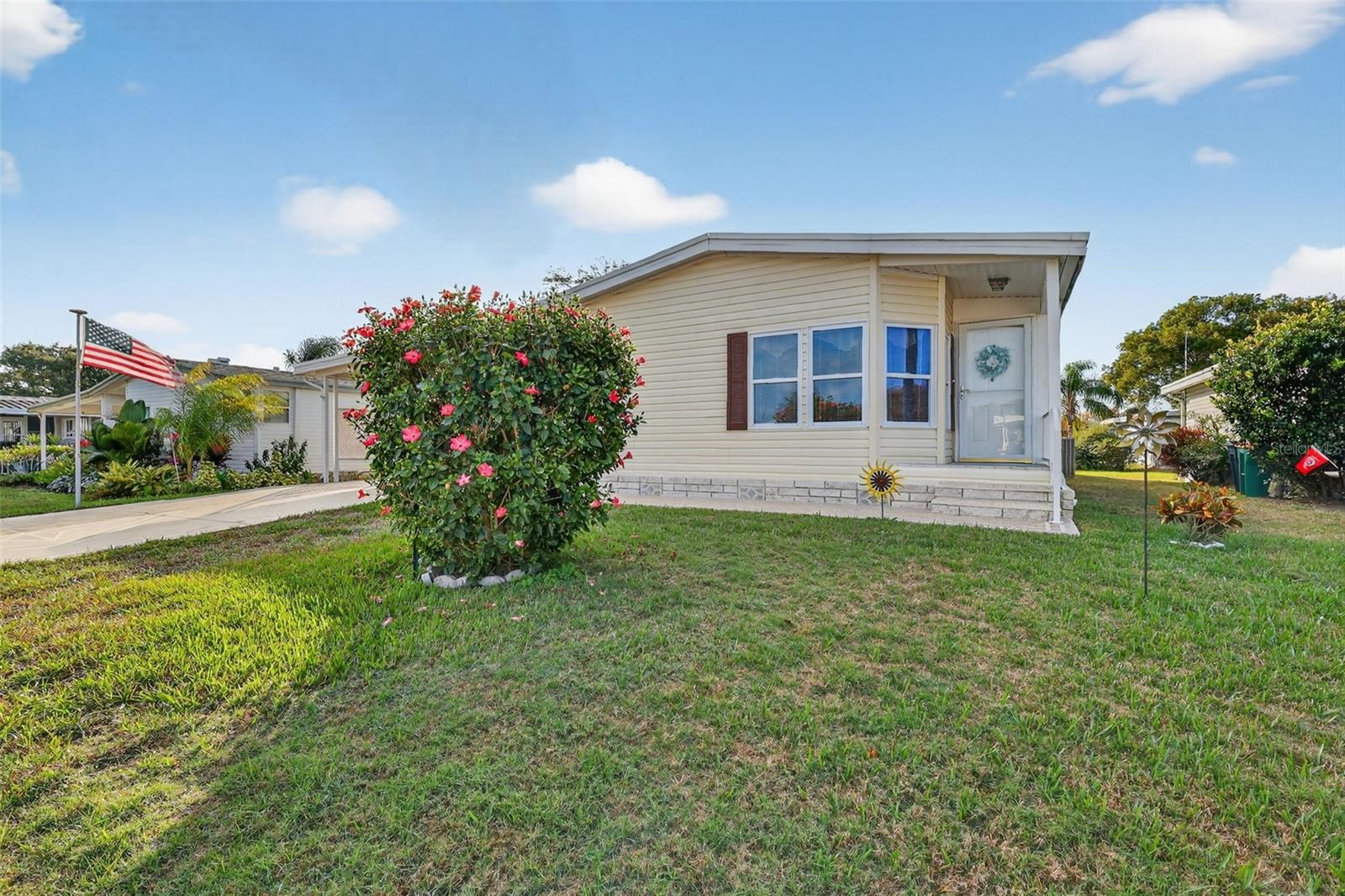 3117 Manatee Rd Property Photo 4