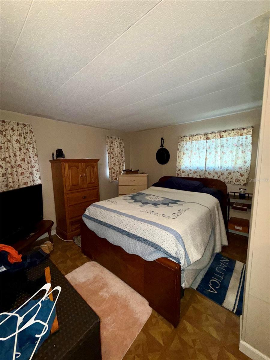 1370 County Dr Property Photo 7