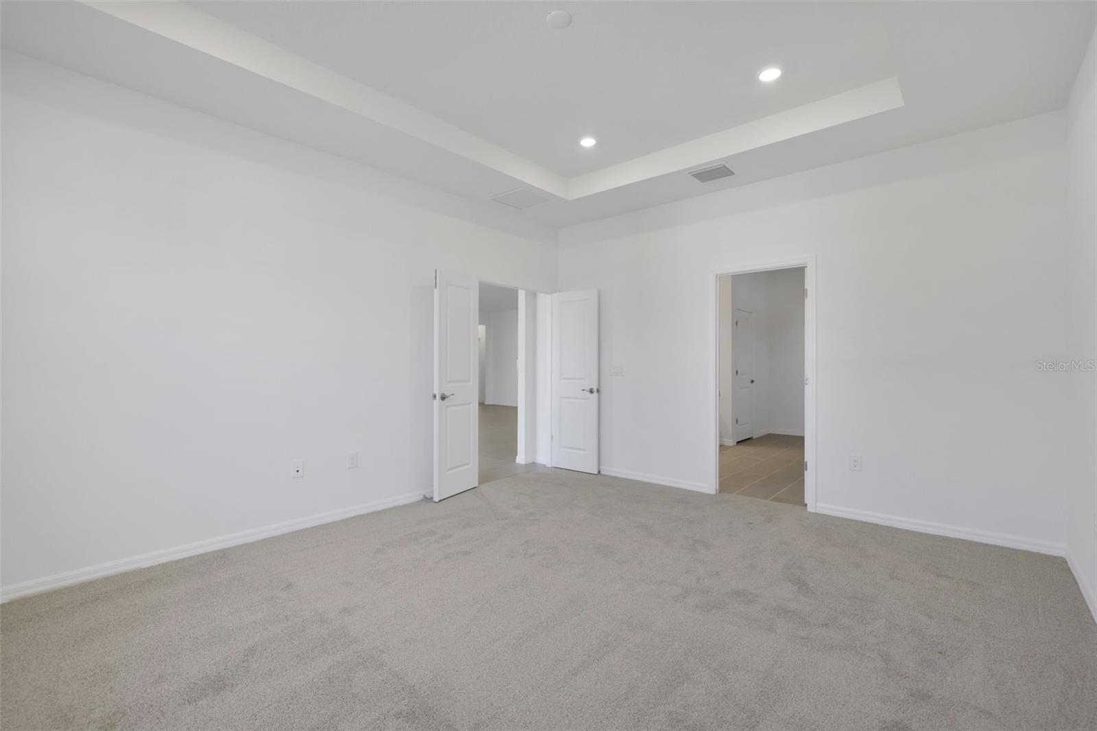 17429 Valleywood Pkwy Property Photo 12