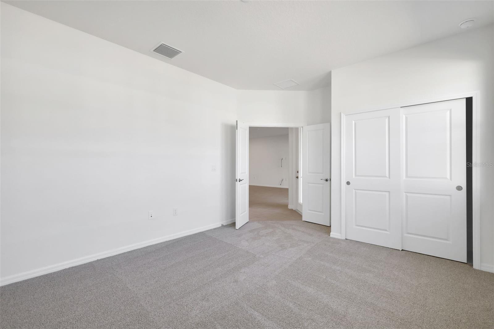 17429 Valleywood Pkwy Property Photo 15