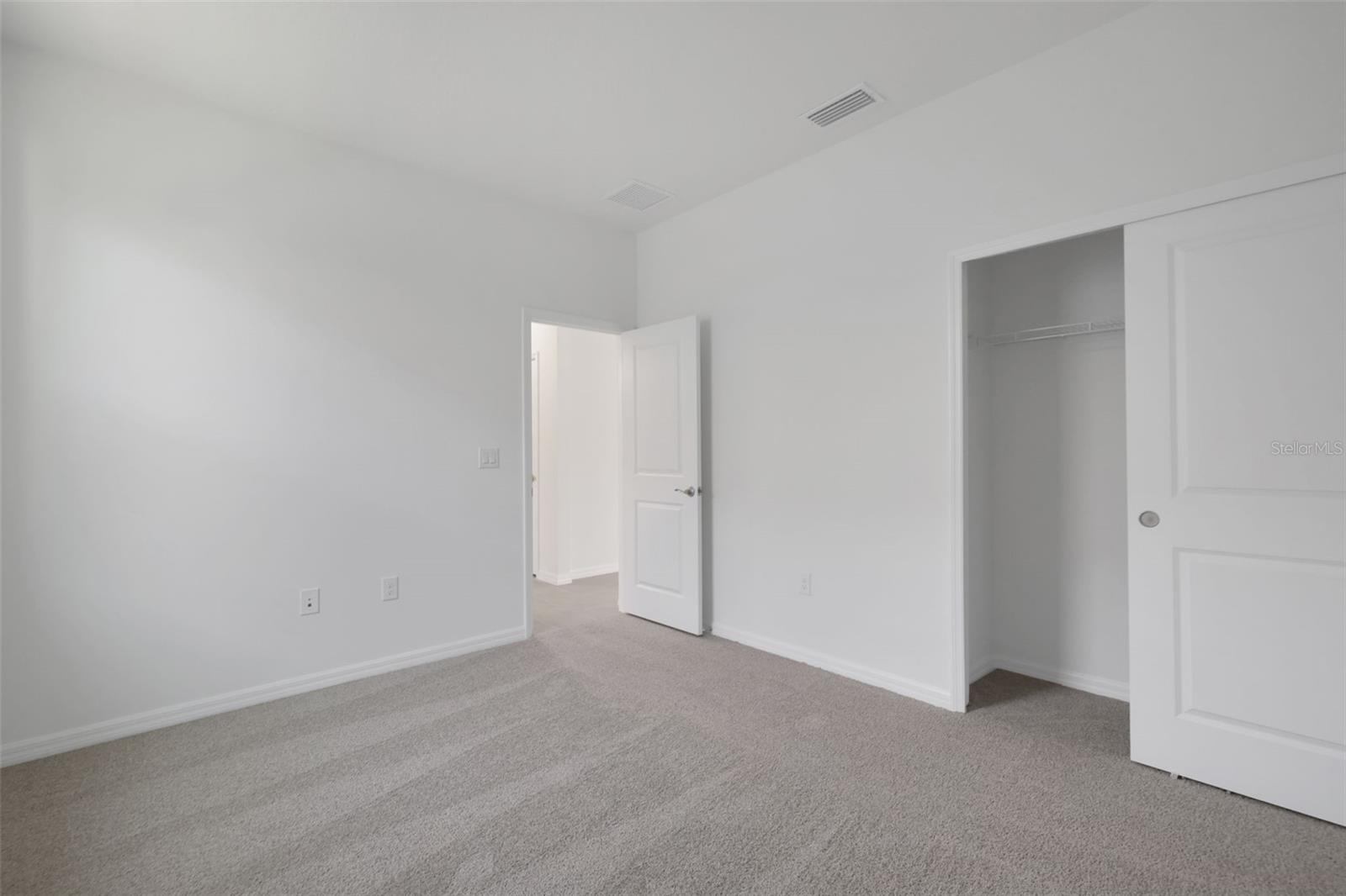 17429 Valleywood Pkwy Property Photo 26