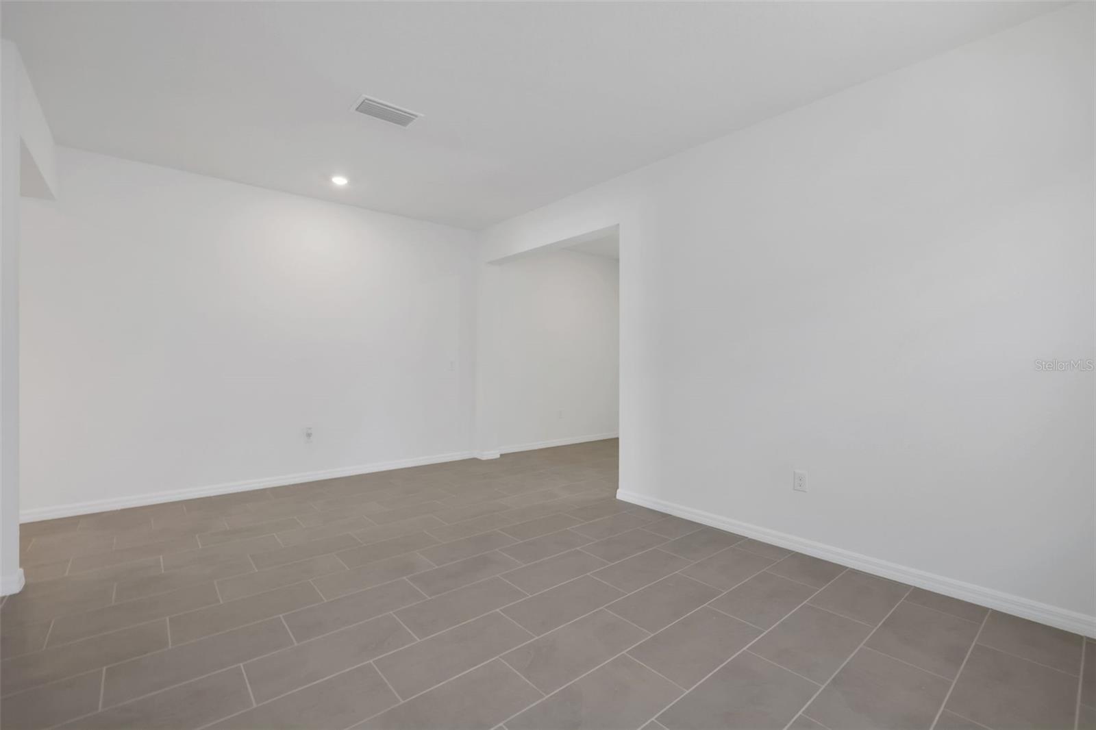 17429 Valleywood Pkwy Property Photo 34