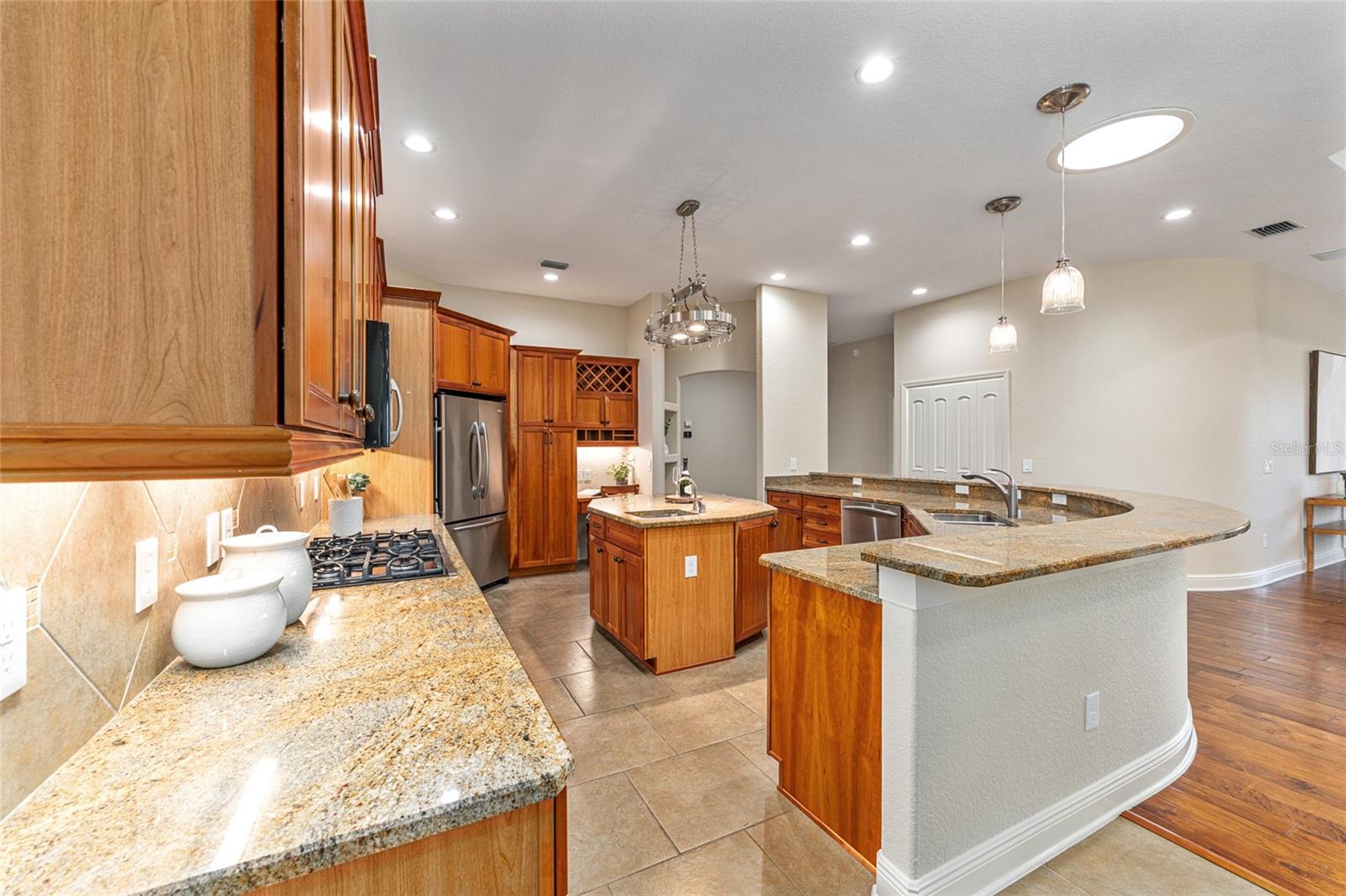 1568 Black Lake Dr Property Photo 47