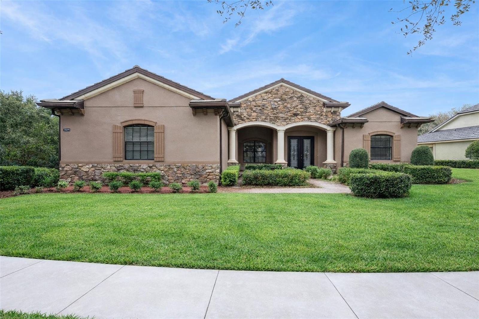 25499 Hawks Run Ln Property Photo 1