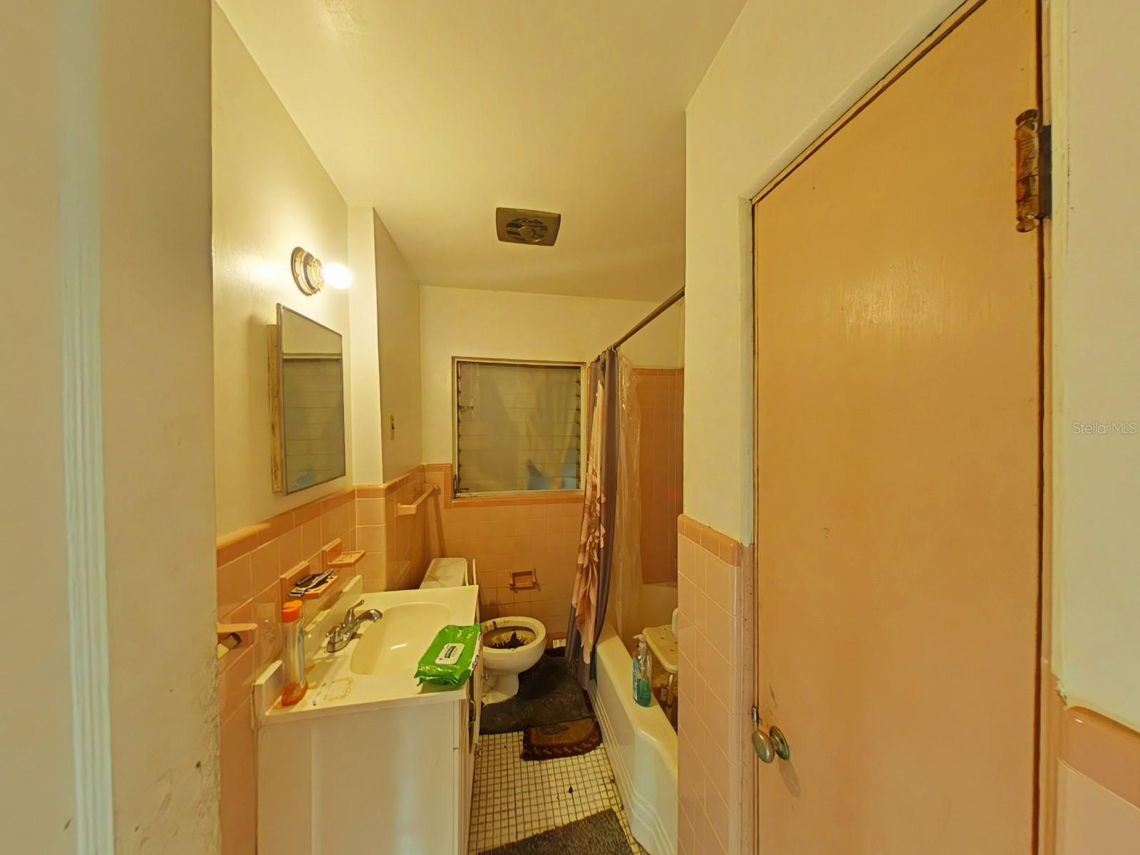 709 Alton Ave Property Photo 6