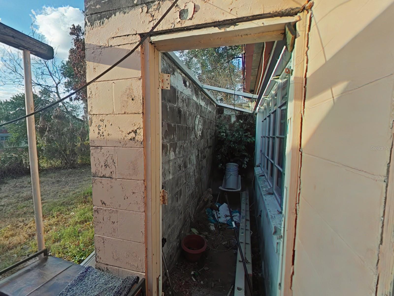 709 Alton Ave Property Photo 12