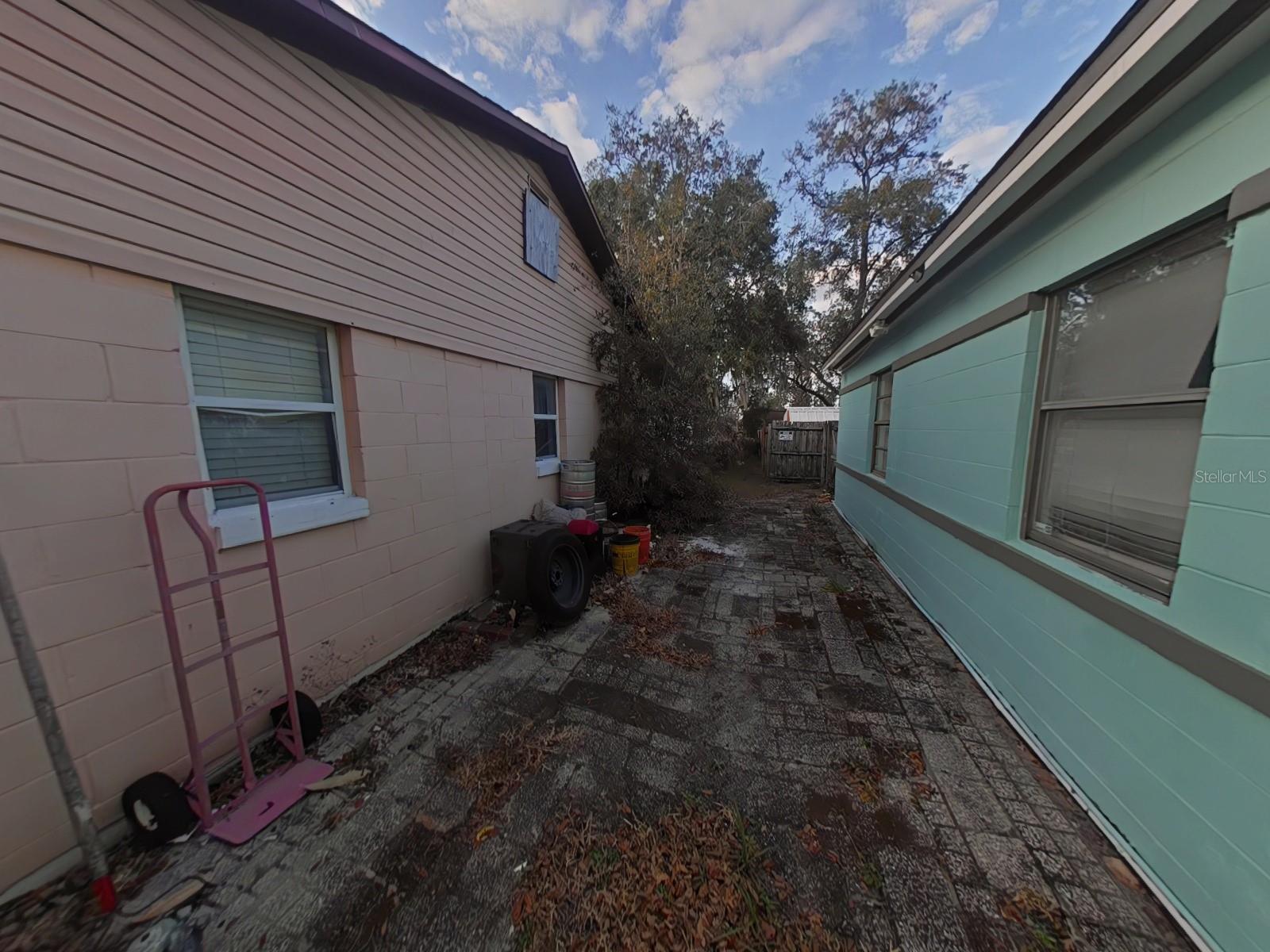 709 Alton Ave Property Photo 14